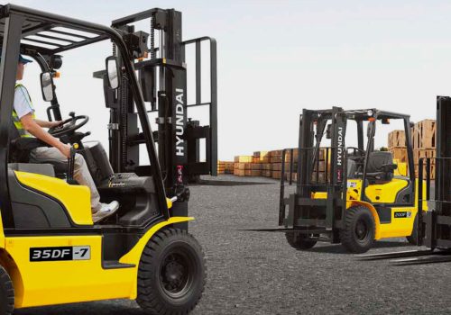 HYUNDAI ForkliftsHYUNDAIPowering Efficiency: Аккумуляторная батарея 48V 280Ah LiFePO4 для вилочных погрузчиков HYUNDAI