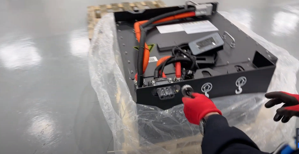 Forklift Batteries Factory in China: A Global Powerhouse in Industrial Energy Solutions