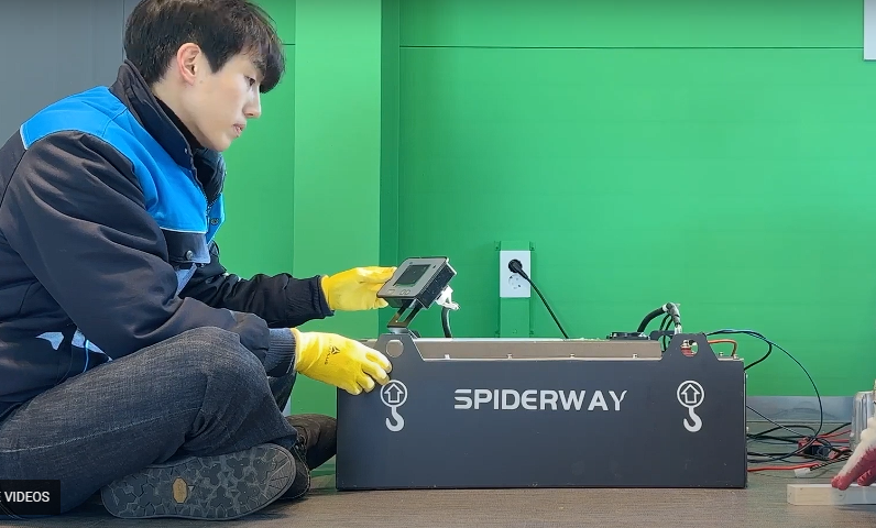 Skyjack Battery Replacement: Why Upgrading from Lead-Acid to LFP Lithium Iron Phosphate Batteries Is the Smart Choice
