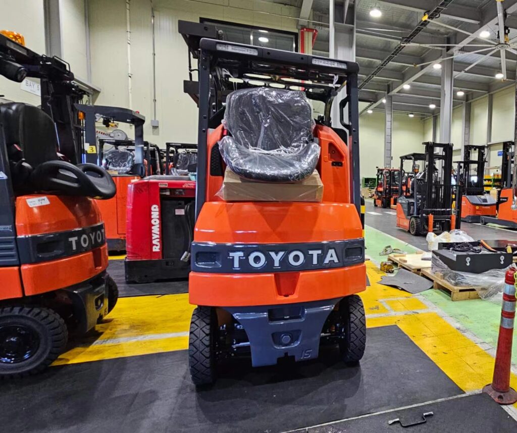 used toyota electric forklift14